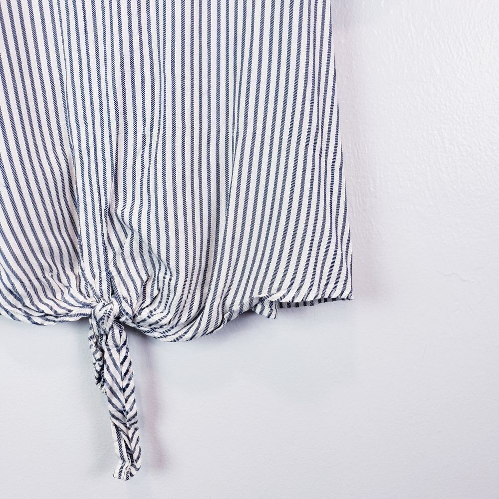 Madewell Novel Tie Front Top Striped Blue Moon - Picture 8 of 10
